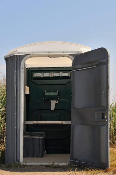 Best Construction site porta potty rental  in Greenville, MI